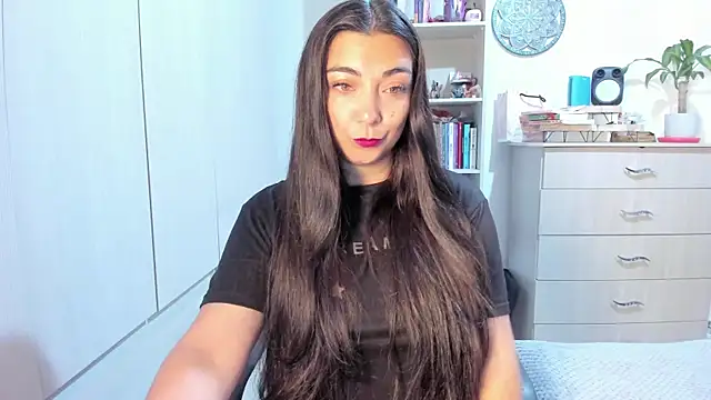 Snapshot of Karla_hernandez_ chatting on July 14, 2026, 10:32 am Karla hernandez online show from July 14, 2026, 10:32 am