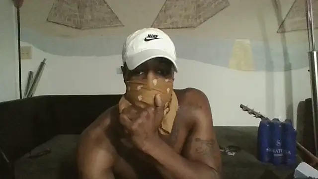 Snapshot of ThatDickSexy2 chatting on July 10, 2026, 8:20 pm ThatDickSexy2 online show from July 10, 2026, 8:20 pm
