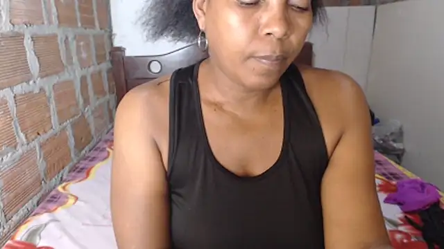 Snapshot of Emily_Mill chatting on February 22, 2026, 12:46 am Emily Mill online show from February 22, 2026, 12:46 am