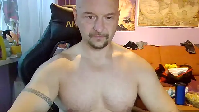 Snapshot of Sports-beast chatting on October 13, 2025, 5:53 am Sports-beast online show from October 13, 2025, 5:53 am