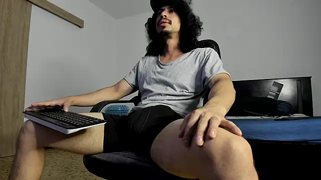 Snapshot of TristanWoods chatting on March 25, 2026, 8:57 am TristanWoods online show from March 25, 2026, 8:57 am