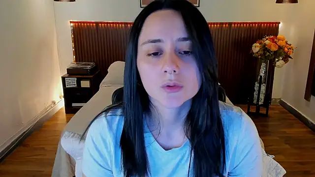 Snapshot of KatherineBond chatting on July 17, 2026, 7:22 pm KatherineBond online show from July 17, 2026, 7:22 pm
