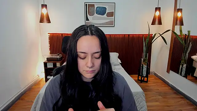 KatherineBond online show from February 7, 2026, 7:44 pm