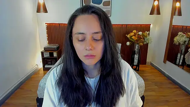 Snapshot of KatherineBond chatting on May 9, 2026, 3:59 pm KatherineBond online show from May 9, 2026, 3:59 pm
