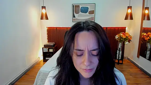 Snapshot of KatherineBond chatting on July 10, 2026, 4:29 pm KatherineBond online show from July 10, 2026, 4:29 pm