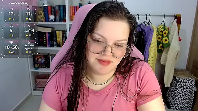 Snapshot of Gabiwaifu chatting on November 15, 2025, 6:50 am Gabiwaifu online show from November 15, 2025, 6:50 am