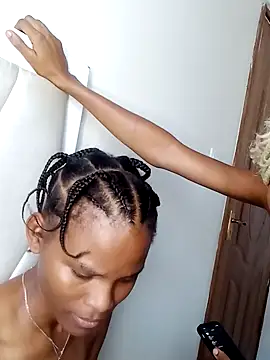 kelsie421 online show from February 9, 2025, 8:32 am