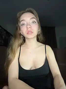 Snapshot of BarbaraFantasy chatting on May 4, 2026, 7:06 pm BarbaraFantasy online show from May 4, 2026, 7:06 pm