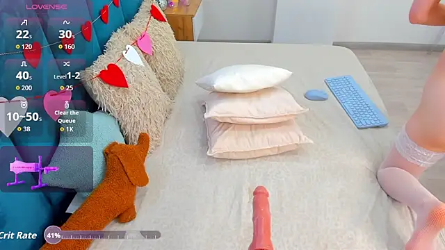 Emilly Hart online show from March 21, 2026, 5:08 am