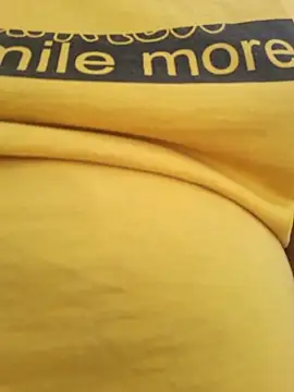 Snapshot of Priya_Bong chatting on October 9, 2025, 7:31 am Priya Bong online show from October 9, 2025, 7:31 am