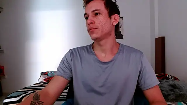 Snapshot of deividcloud36 chatting on October 25, 2025, 2:28 pm deividcloud36 online show from October 25, 2025, 2:28 pm