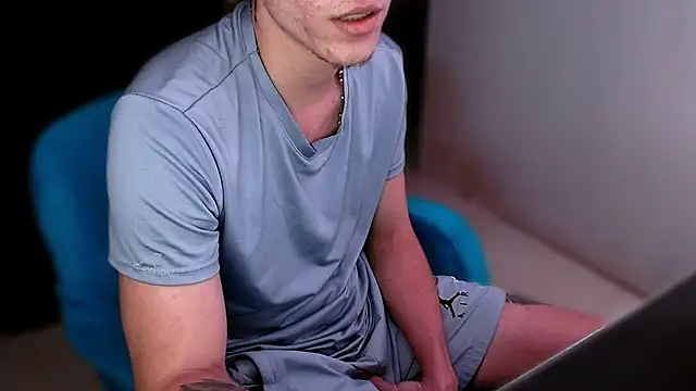 Snapshot of deividcloud36 chatting on November 13, 2025, 11:52 pm deividcloud36 online show from November 13, 2025, 11:52 pm