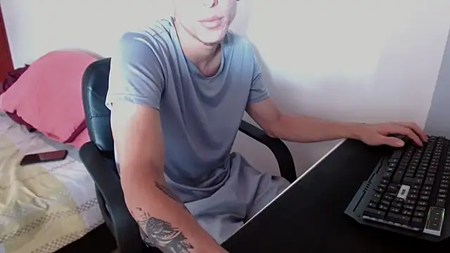 Snapshot of deividcloud36 chatting on March 21, 2025, 6:51 pm deividcloud36 online show from March 21, 2025, 6:51 pm