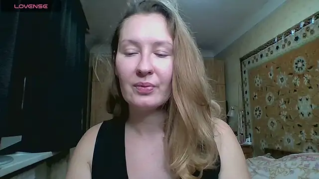 Snapshot of AnnaXLovers chatting on October 30, 2025, 1:53 pm AnnaXLovers online show from October 30, 2025, 1:53 pm