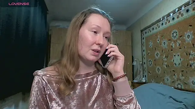 Snapshot of AnnaXLovers chatting on February 5, 2026, 1:51 pm AnnaXLovers online show from February 5, 2026, 1:51 pm