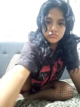 Snapshot of sivi22 chatting on February 13, 2026, 1:00 pm sivi22 online show from February 13, 2026, 1:00 pm