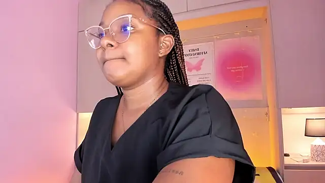 Snapshot of tamaraa_smiith chatting on September 11, 2025, 7:36 pm tamaraa smiith online show from September 11, 2025, 7:36 pm