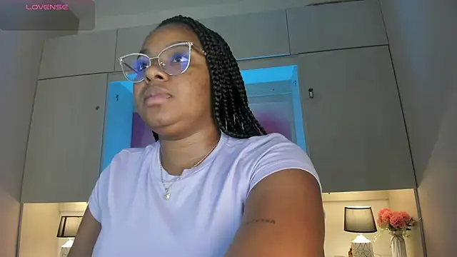 tamaraa smiith online show from May 27, 2026, 7:54 pm