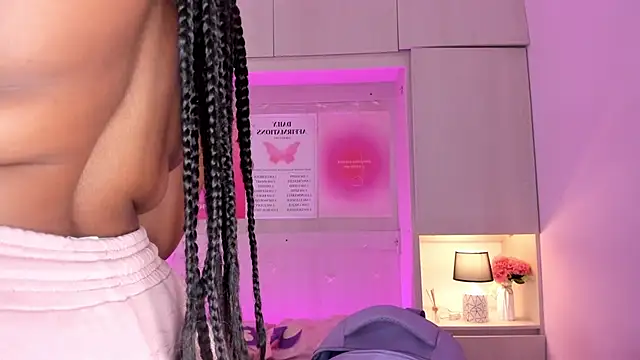 Snapshot of tamaraa_smiith chatting on September 25, 2025, 7:53 pm tamaraa smiith online show from September 25, 2025, 7:53 pm