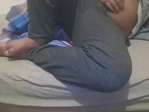 Indianluckyboytits online show from December 19, 2024, 8:44 pm