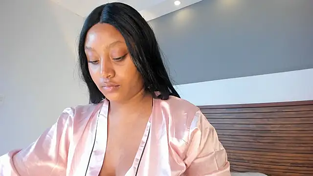 Adelehottman online show from September 24, 2025, 2:01 pm