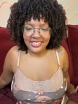 Snapshot of 99_Lilith chatting on February 5, 2026, 12:17 am 99 Lilith online show from February 5, 2026, 12:17 am