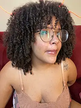 Snapshot of 99_Lilith chatting on November 7, 2025, 1:10 am 99 Lilith online show from November 7, 2025, 1:10 am