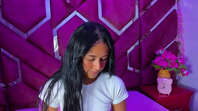 milly print online show from December 4, 2025, 3:05 am