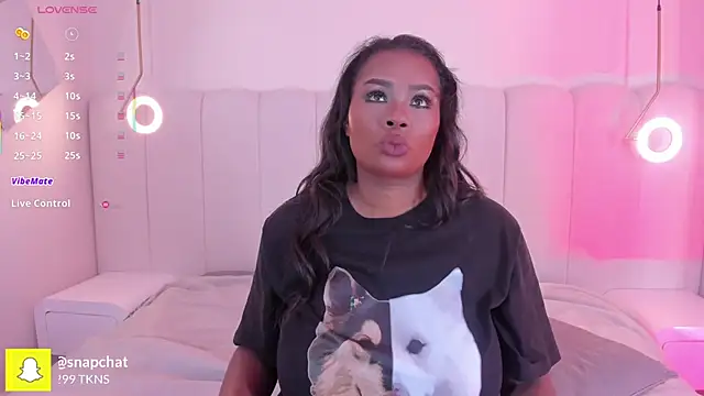 Snapshot of _huge_boobs_ebony chatting on October 1, 2025, 7:29 pm huge boobs ebony online show from October 1, 2025, 7:29 pm