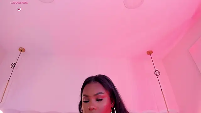 Snapshot of _huge_boobs_ebony chatting on January 6, 2026, 7:18 pm huge boobs ebony online show from January 6, 2026, 7:18 pm