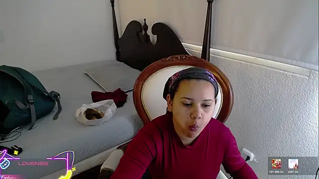 Snapshot of _Miaaleon chatting on April 8, 2026, 12:39 pm Miaaleon online show from April 8, 2026, 12:39 pm