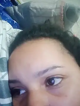 Snapshot of _Miaaleon chatting on February 1, 2026, 9:18 am Miaaleon online show from February 1, 2026, 9:18 am