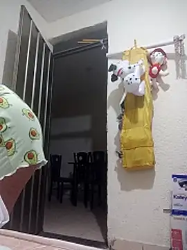 Snapshot of _Miaaleon chatting on February 23, 2026, 10:27 am Miaaleon online show from February 23, 2026, 10:27 am