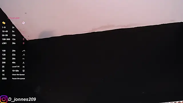 Snapshot of DilanJonnes_ chatting on September 12, 2025, 11:15 pm DilanJonnes online show from September 12, 2025, 11:15 pm