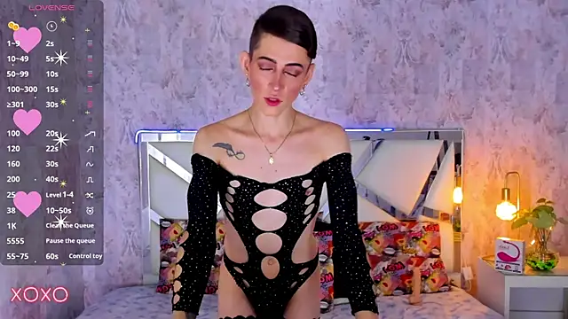 dominic thailor online show from October 4, 2025, 1:34 pm