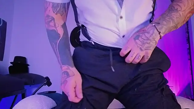 Snapshot of Ash_gusbig chatting on February 7, 2026, 3:03 am Ash gusbig online show from February 7, 2026, 3:03 am