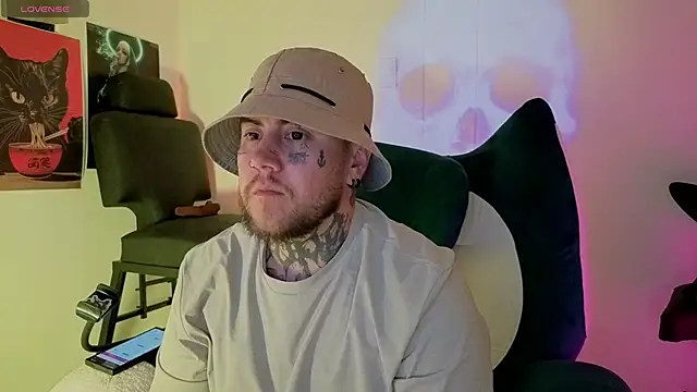 Snapshot of Ash_gusbig chatting on November 6, 2025, 2:37 am Ash gusbig online show from November 6, 2025, 2:37 am