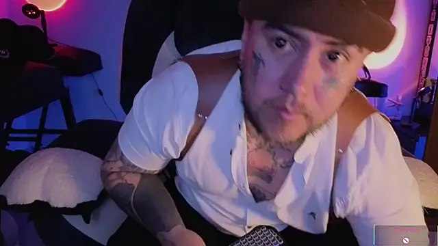 Snapshot of Ash_gusbig chatting on January 14, 2026, 3:10 am Ash gusbig online show from January 14, 2026, 3:10 am