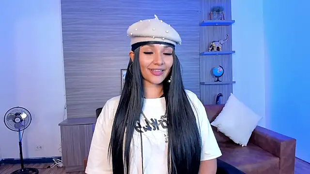 Snapshot of ArigyGomez chatting on March 5, 2025, 6:45 pm ArigyGomez online show from March 5, 2025, 6:45 pm