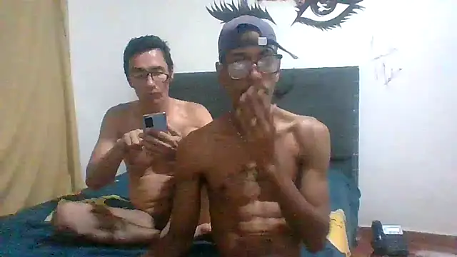 Snapshot of AlbertBigCock chatting on May 5, 2026, 12:46 am AlbertBigCock online show from May 5, 2026, 12:46 am