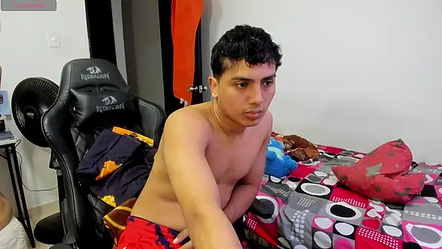 Max kony online show from March 7, 2025, 9:17 pm