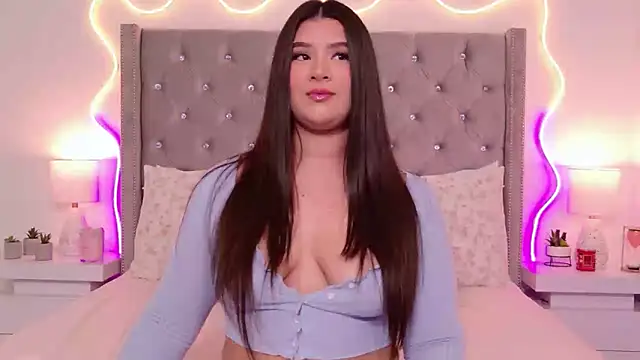 Snapshot of JuliaSUMMERS2022 chatting on February 10, 2026, 9:58 pm JuliaSUMMERS2022 online show from February 10, 2026, 9:58 pm