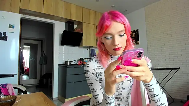  Alice Kitty online show from April 8, 2026, 8:38 am