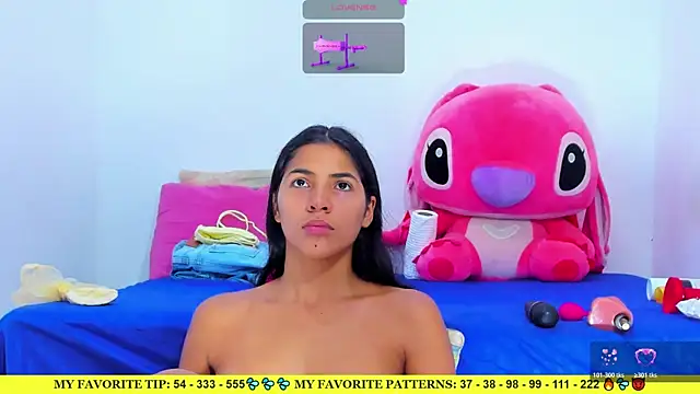 Snapshot of AriannaLewiis chatting on May 9, 2026, 8:01 pm AriannaLewiis online show from May 9, 2026, 8:01 pm