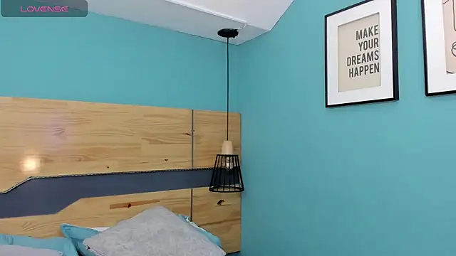 Snapshot of Kattycar chatting on January 21, 2025, 8:43 pm Kattycar online show from January 21, 2025, 8:43 pm