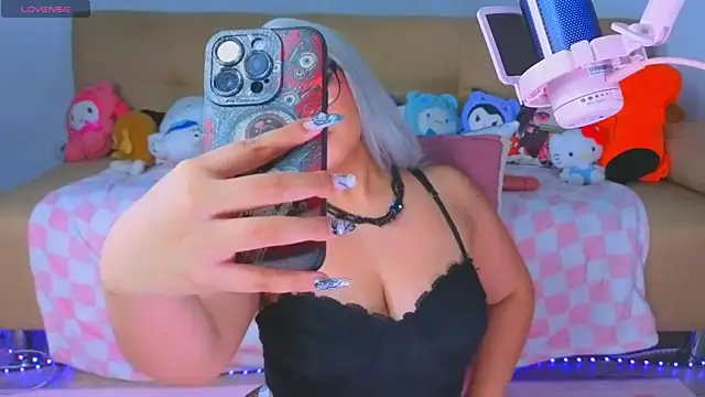 AnngelaSkye online show from October 5, 2025, 12:23 am