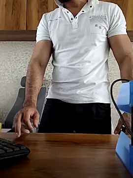 indianguy89 online show from March 15, 2026, 4:52 am