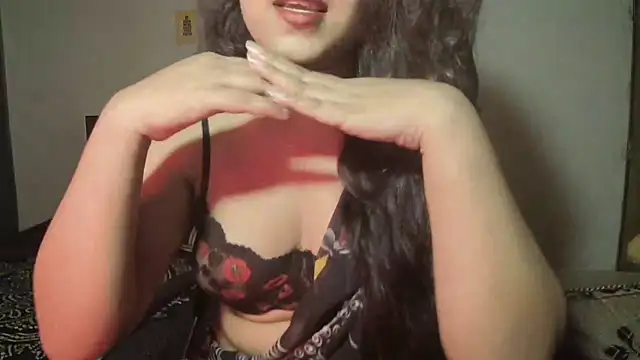 Snapshot of Most-Beautiful-Queen chatting on May 3, 2026, 6:11 pm Most-Beautiful-Queen online show from May 3, 2026, 6:11 pm