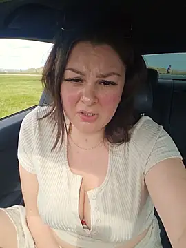 Britishbella online show from May 23, 2026, 2:38 pm