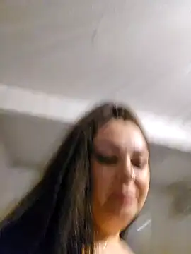 Snapshot of Britishbella chatting on December 26, 2024, 12:57 am Britishbella online show from December 26, 2024, 12:57 am